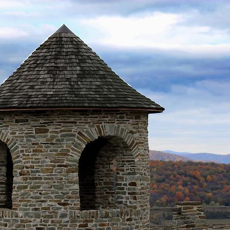 Crystal Springs Inn And Suites Towanda Экстерьер фото