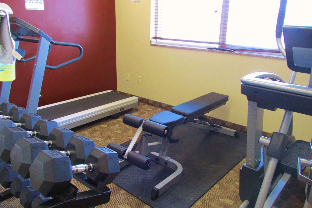 Crystal Springs Inn And Suites Towanda Экстерьер фото