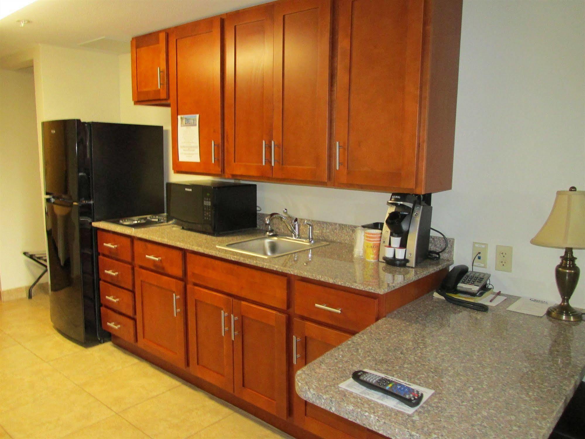 Crystal Springs Inn And Suites Towanda Экстерьер фото